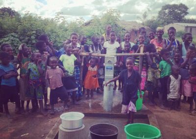 A water well just in time for Christmas in Malawi!